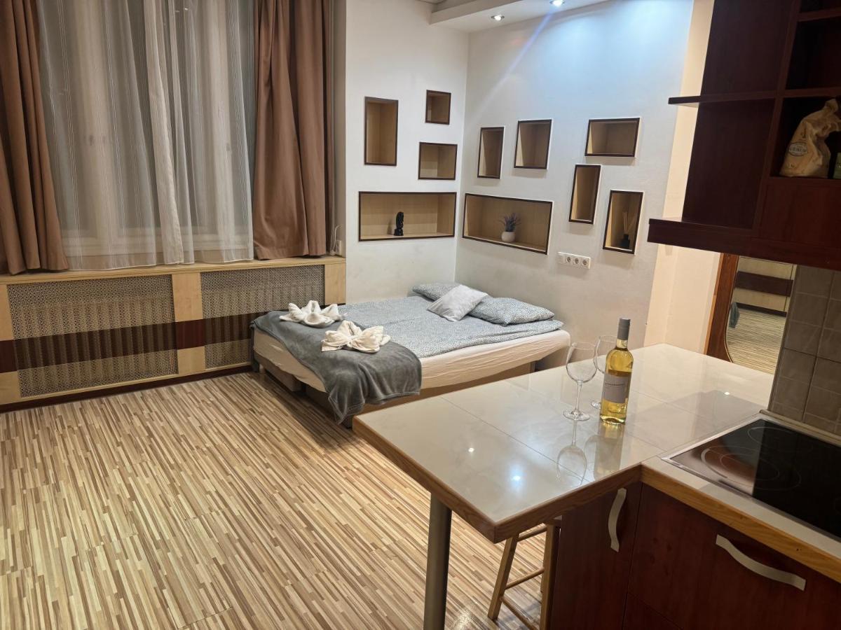 Pera Apartment Будапеща Екстериор снимка